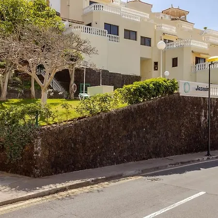 The Large Terrace, Fantastic View On Gigantes * Puerto de Santiago (Tenerife)