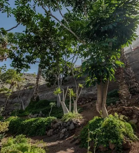 The Large Terrace, Fantastic View On Gigantes * Puerto de Santiago (Tenerife)