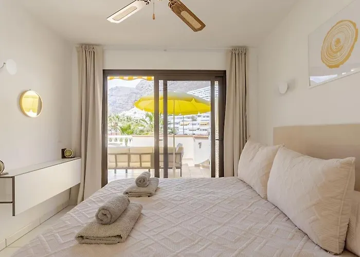 The Large Terrace, Fantastic View On Gigantes Appartement *