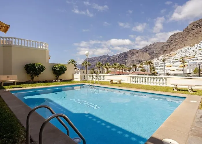 The Large Terrace, Fantastic View On Gigantes * Puerto de Santiago (Tenerife)
